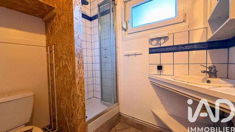 Maison - 196 m² - 9 pièces