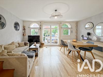 Maison - 88 m² - 5 pièces