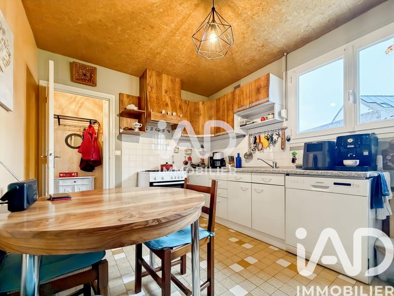 Maison - 91 m² - 5 pièces