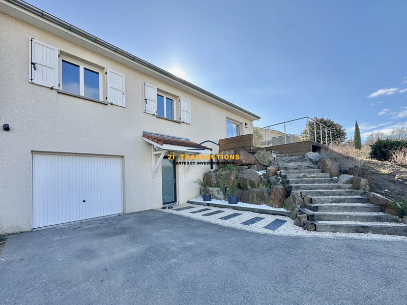 Maison - 145 m² - 5 pièces