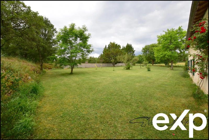 Maison - 140 m² - 4 pièces