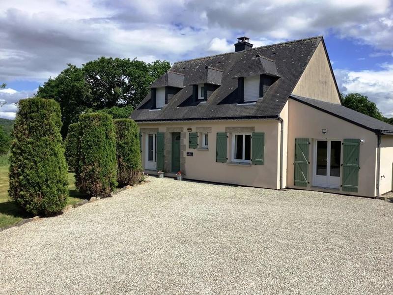 Maison - 140 m² - 5 pièces