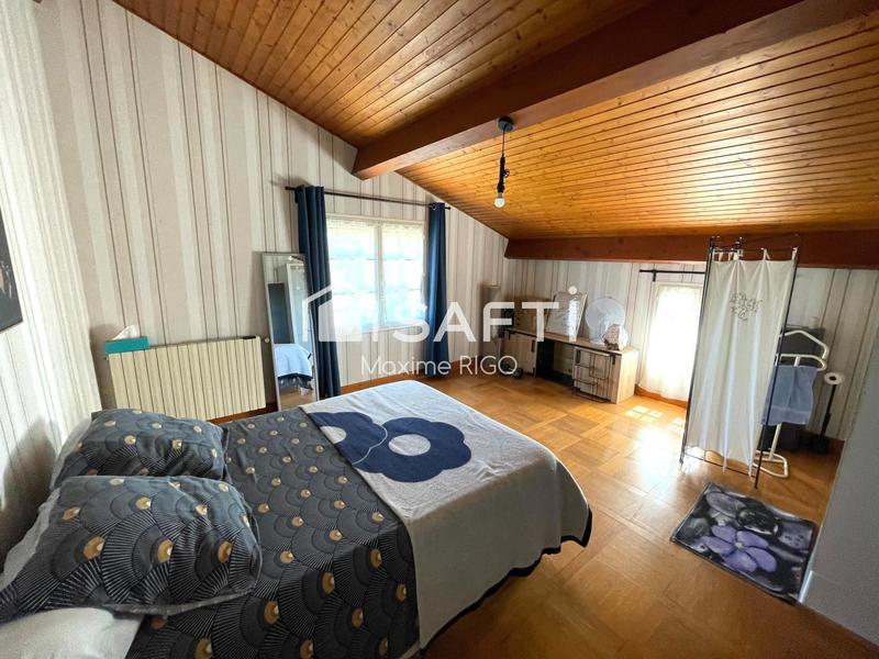 Maison - 255 m² - 7 pièces