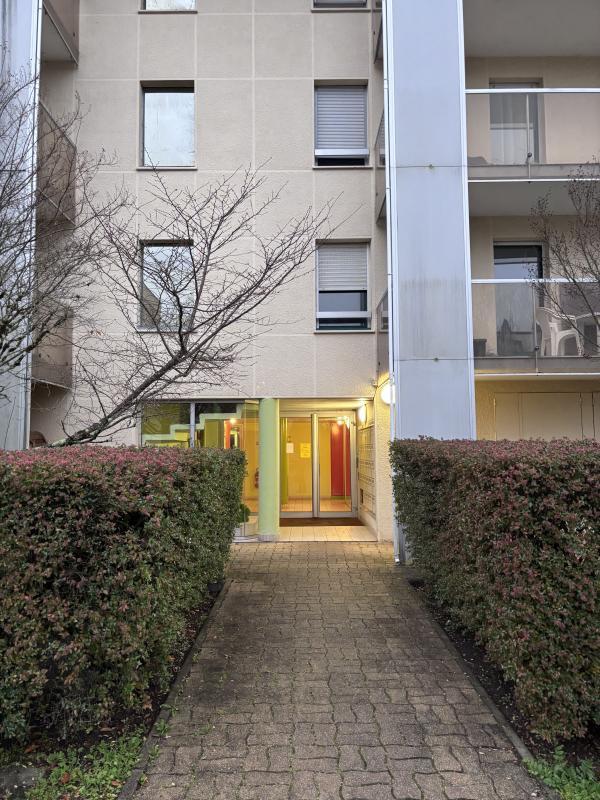 Appartement - 111 m² - 5 pièces