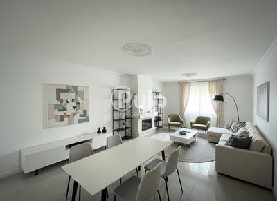 Maison - 102 m² - 4 pièces