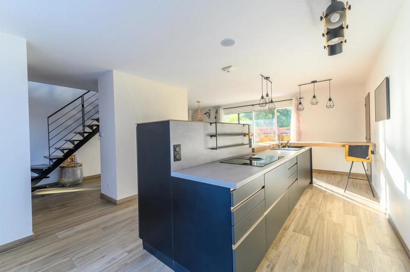 Maison - 160 m² - 6 pièces