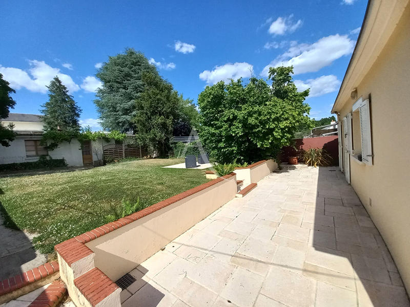 Maison - 111 m² - 5 pièces