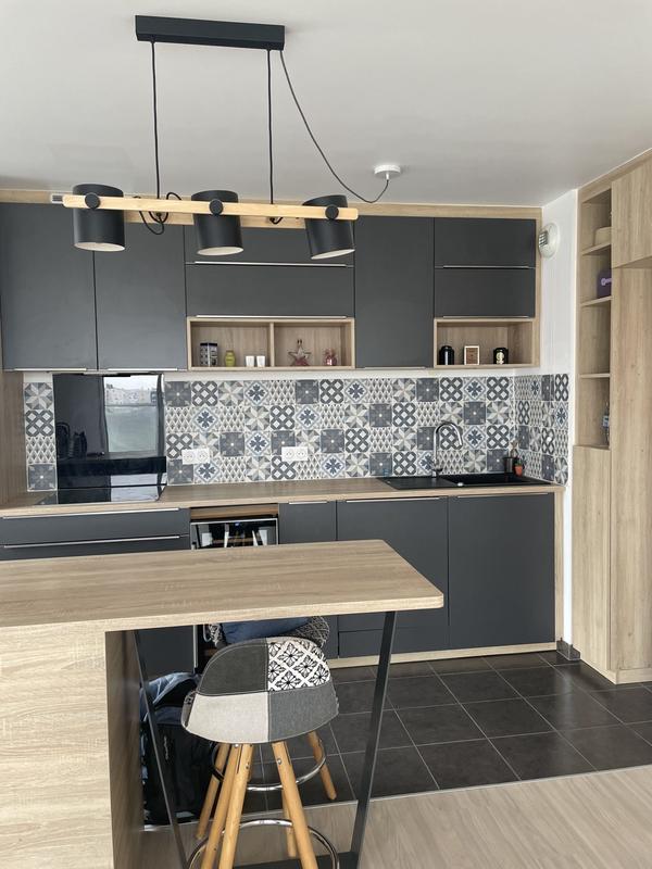 Appartement - 80 m² - 4 pièces