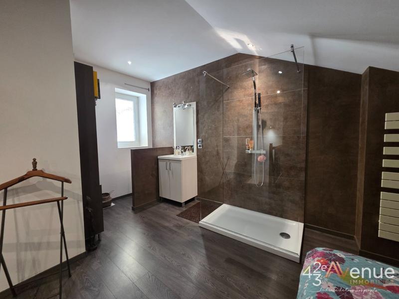 Appartement - 130 m² - 5 pièces