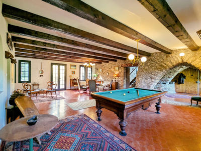 Maison - 200 m² - 7 pièces