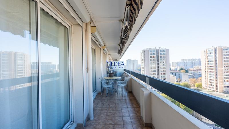 Appartement - 81 m² - 3 pièces