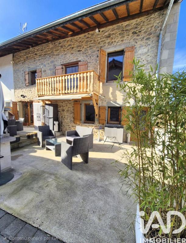 Maison de village - 141 m² - 7 pièces