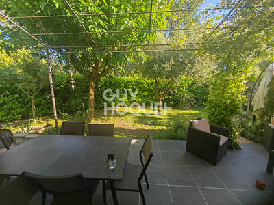 Maison - 94 m² - 4 pièces