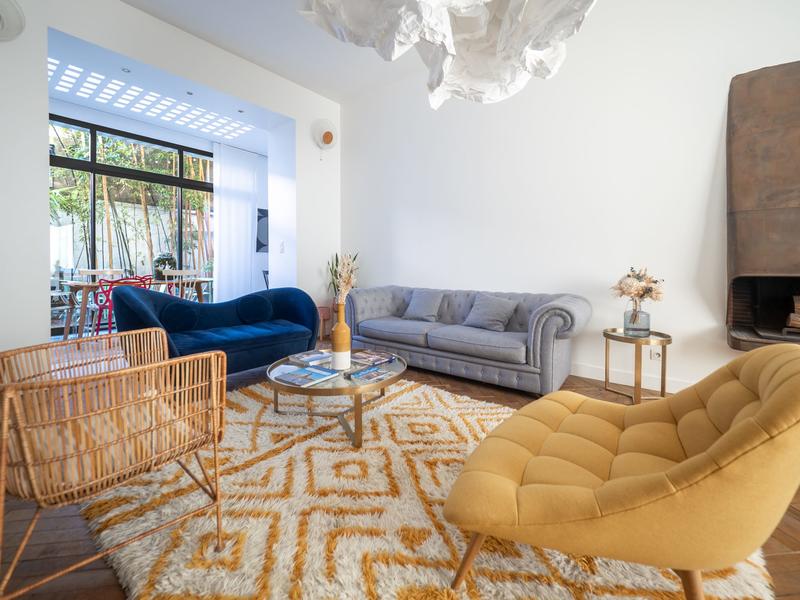 Maison - 207 m² - 8 pièces