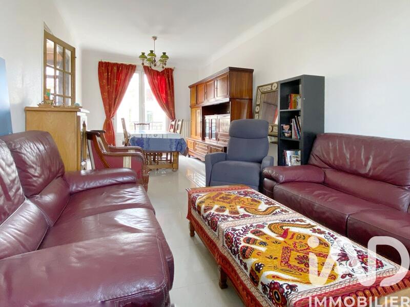 Maison de ville - 100 m² - 5 pièces