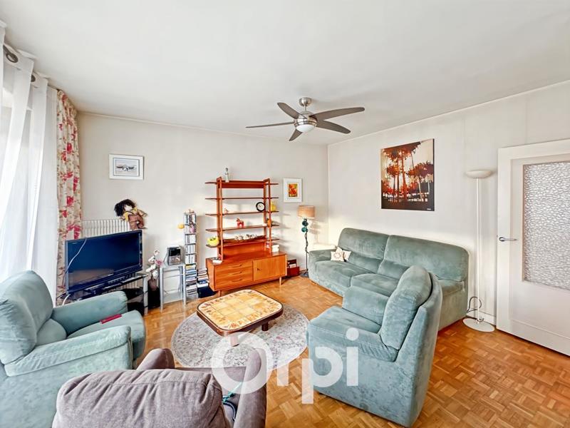 Appartement - 80 m² - 4 pièces