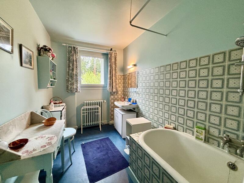 Maison ancienne - 207 m² - 8 pièces