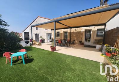 Maison - 188 m² - 10 pièces