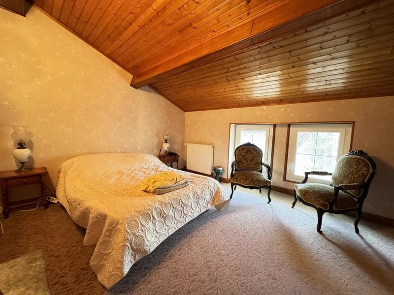 Maison - 269 m² - 7 pièces