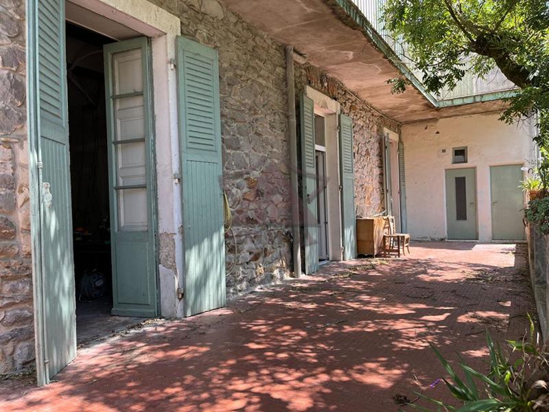 Propriété - 393 m² - 13 pièces