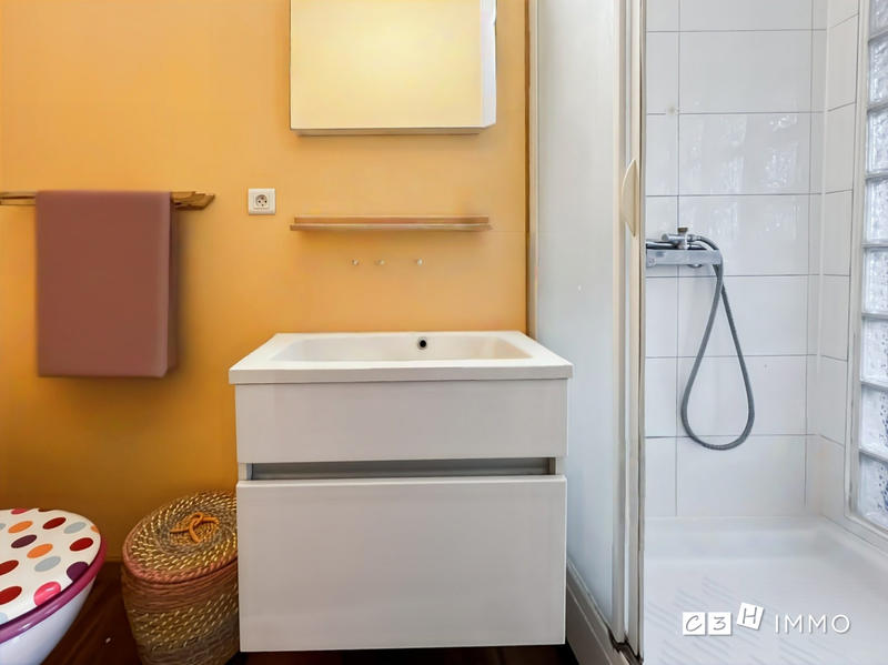 Maison ancienne - 195 m² - 5 pièces