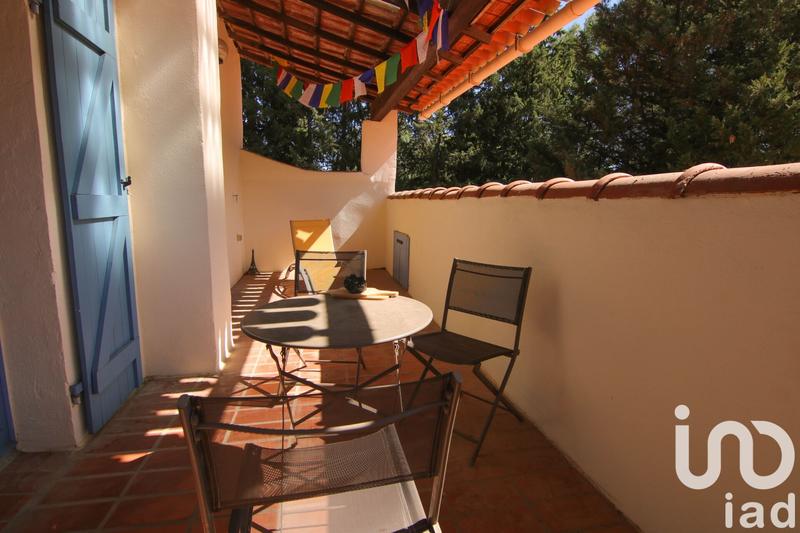 Maison - 675 m² - 20 pièces