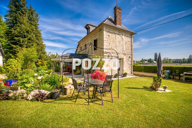 Maison - 140 m² - 6 pièces