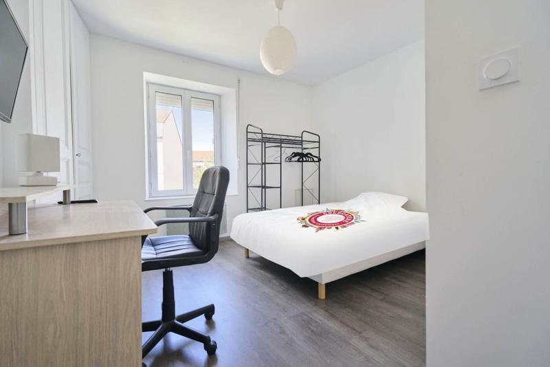 Appartement - 116 m² - 6 pièces