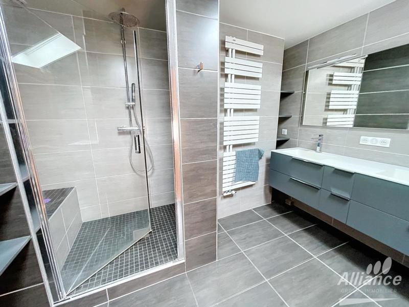 Duplex - 131 m² - 6 pièces