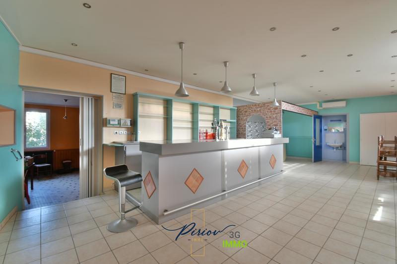 Local commercial - 202 m²