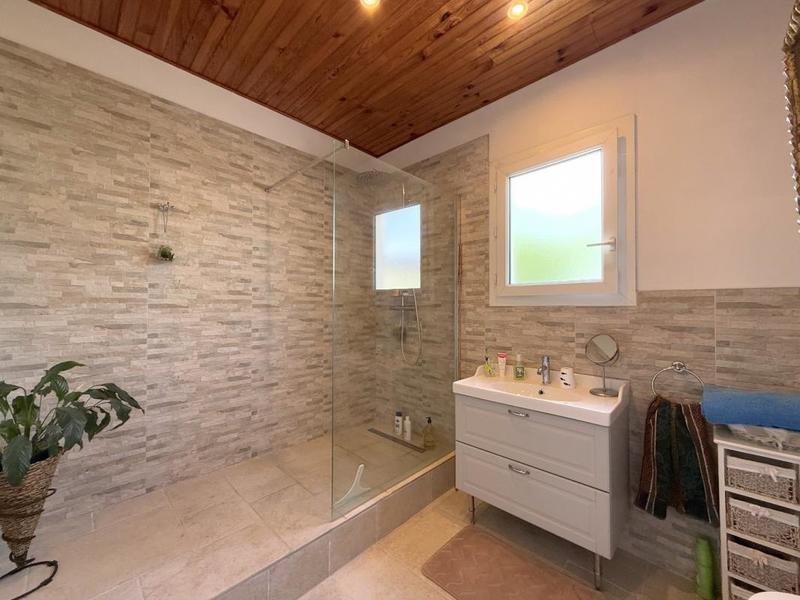 Maison - 180 m² - 7 pièces