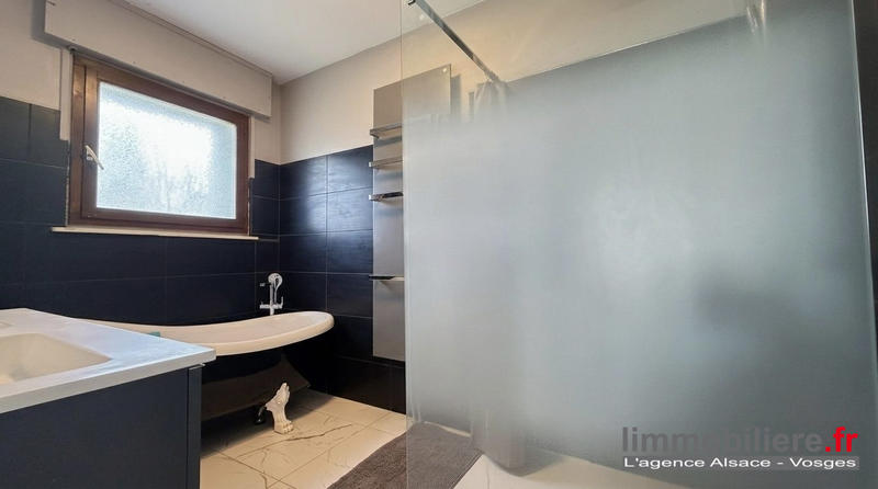 Maison - 159 m² - 7 pièces