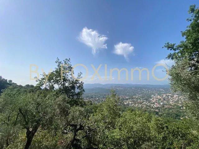 Maison - 220 m² - 5 pièces