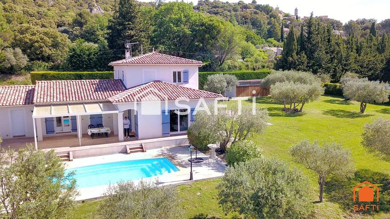 Villa - 140 m² - 5 pièces