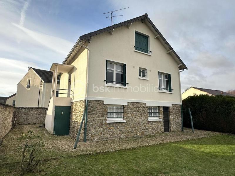 Maison de village - 88 m² - 5 pièces