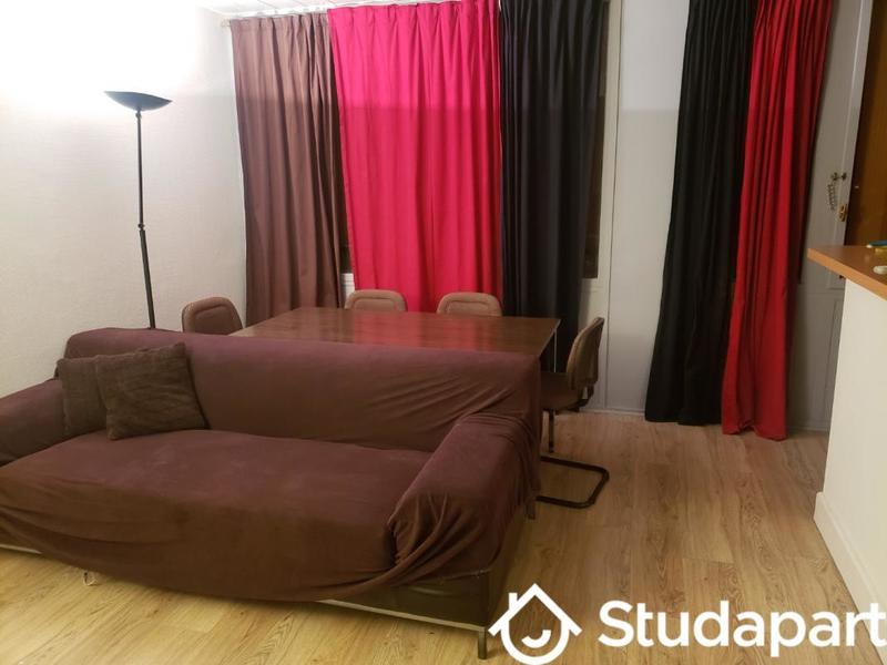 Chambre - 28 m² - 1 pièce