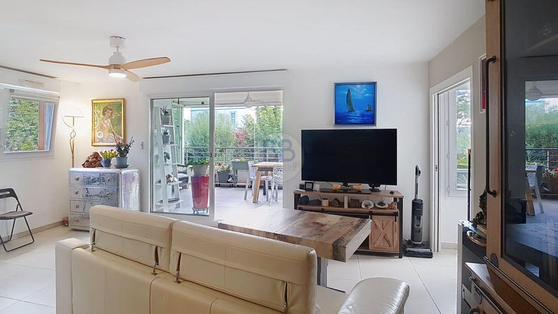 Appartement - 77 m² - 3 pièces