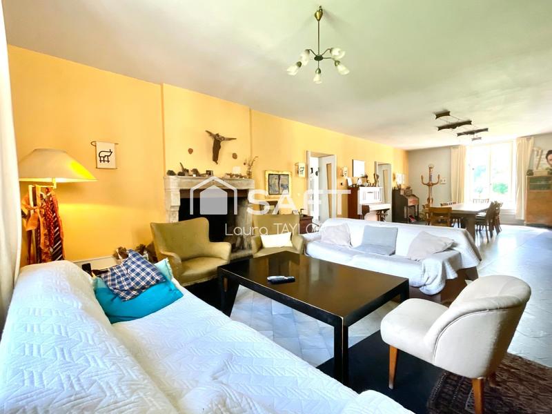 Château - 500 m² - 15 pièces