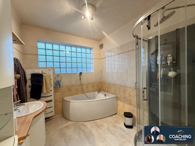 Maison - 128 m² - 6 pièces