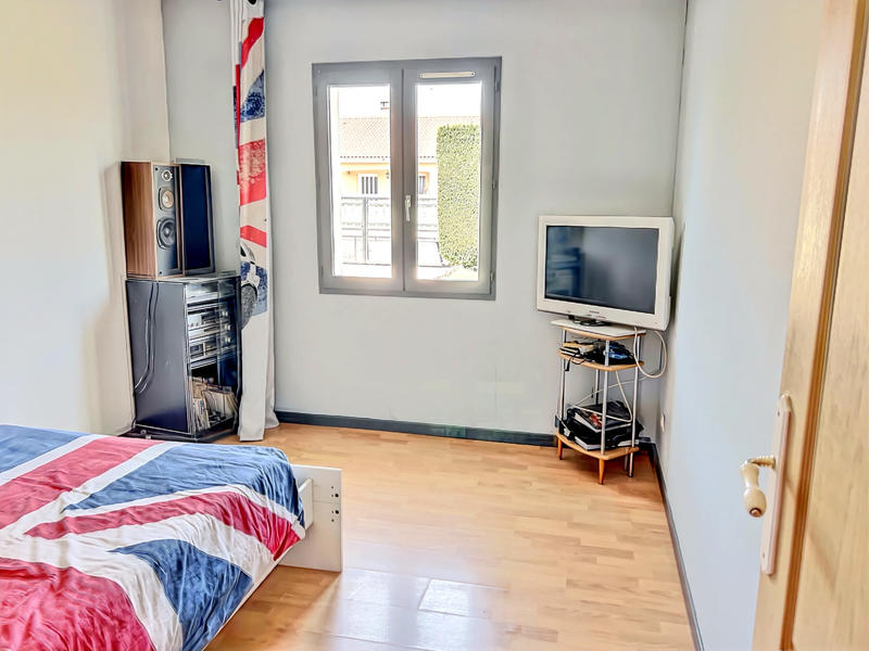 Maison - 96 m² - 4 pièces