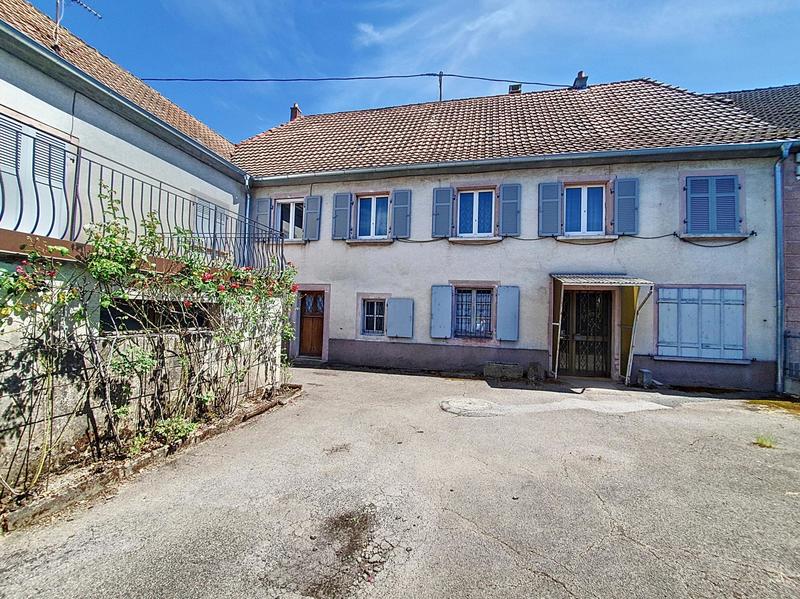Maison - 200 m² - 10 pièces