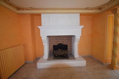 Maison - 230 m² - 5 pièces