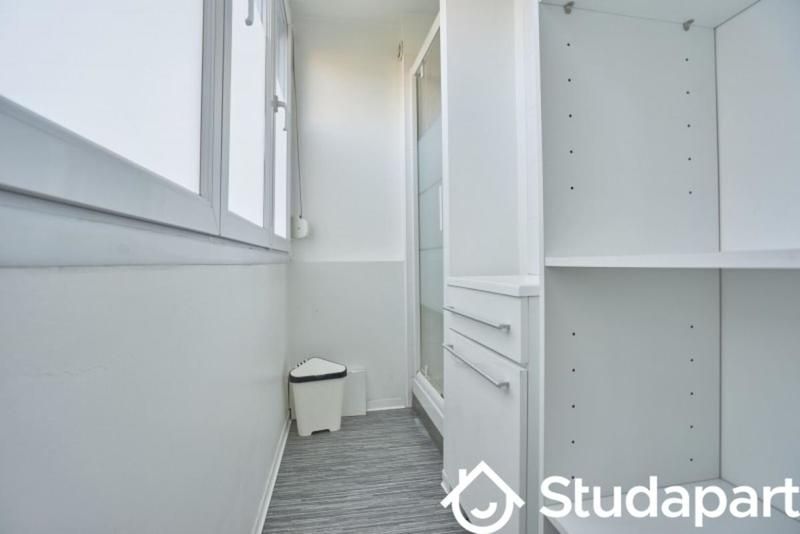 Chambre - 15 m² - 1 pièce