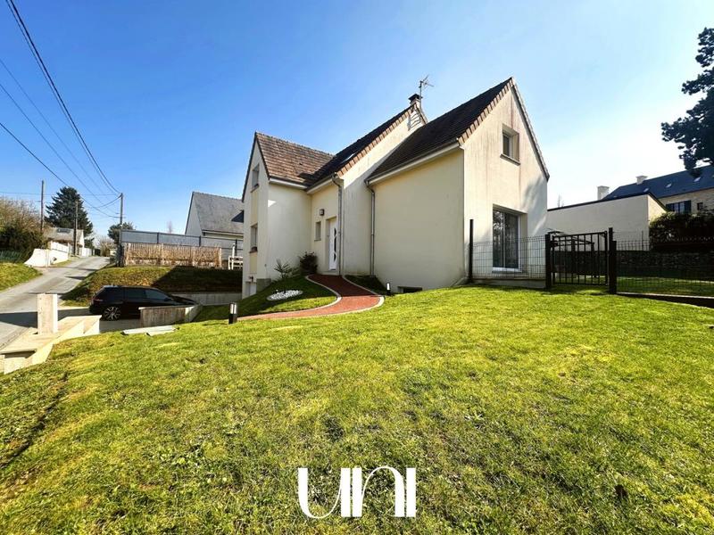 Maison - 178 m² - 8 pièces