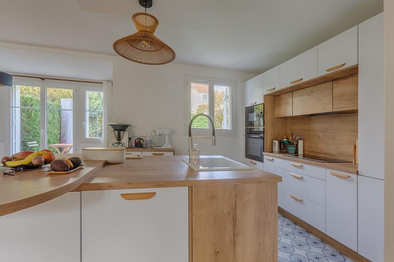 Maison - 114 m² - 6 pièces