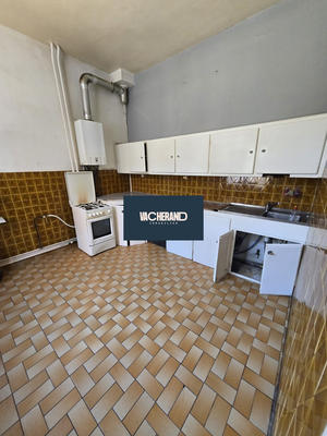 Maison - 92 m² - 6 pièces