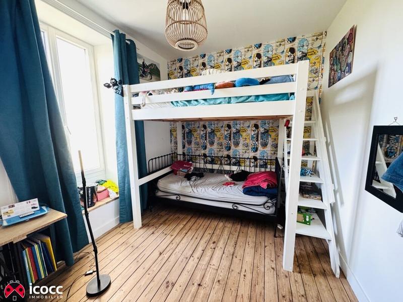 Maison - 149 m² - 8 pièces