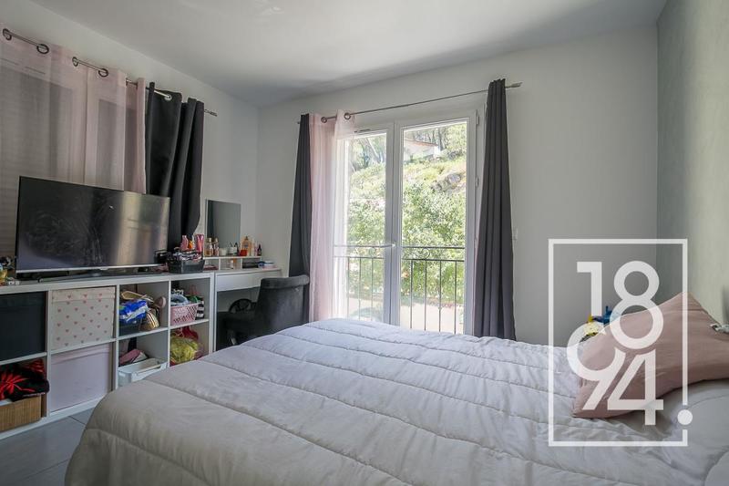 Villa - 107 m² - 5 pièces