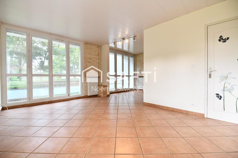 Appartement - 82 m² - 4 pièces