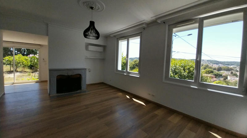 Maison - 198 m² - 8 pièces